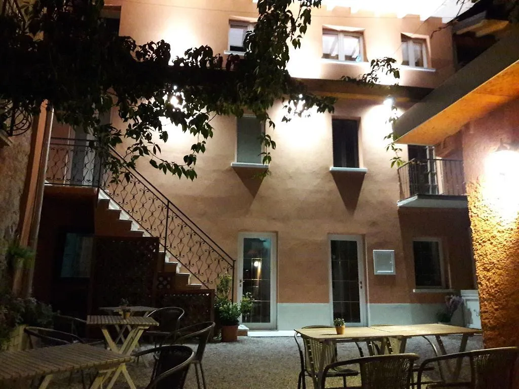 Le Due Dame Hotel Manerba del Garda Italy